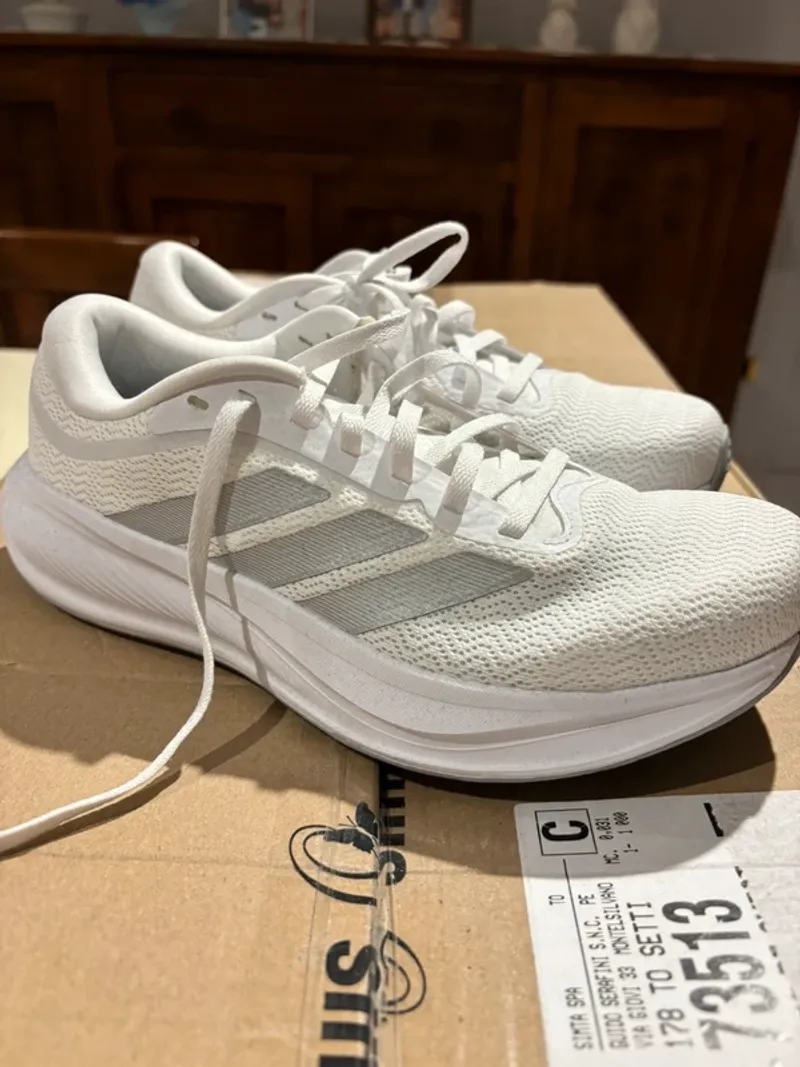 Used Adidas Scarpe da ginnastica Running Shoes