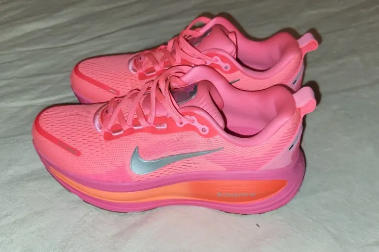 Tweedehands Nike Vomero 18 bike — afbeelding 2 van 5