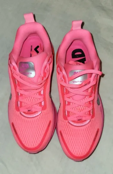 Tweedehands Nike Vomero 18 bike — afbeelding 1 van 5