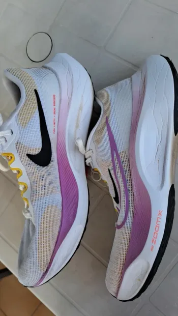 Used Nike Zoom Fly 5 bike — image 1 of 5