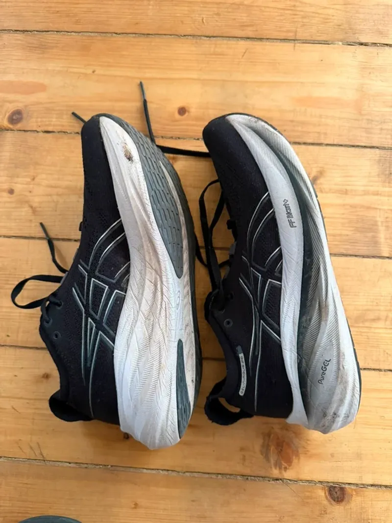 Brugt Asics Laufschuhe Running Shoes