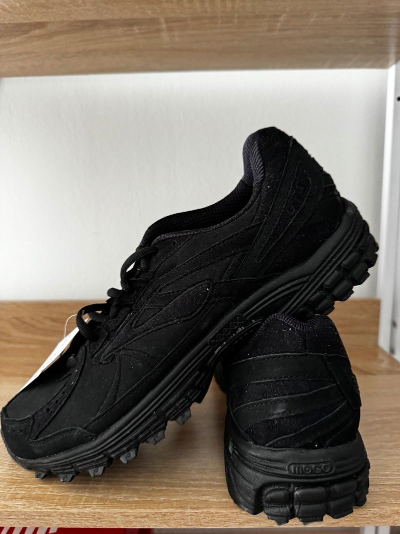 Tweedehands Brooks Zeal Walker Running Shoes