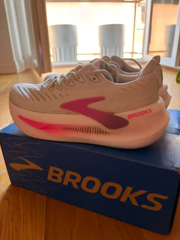 Used Brooks Glycerin Max Running Shoes