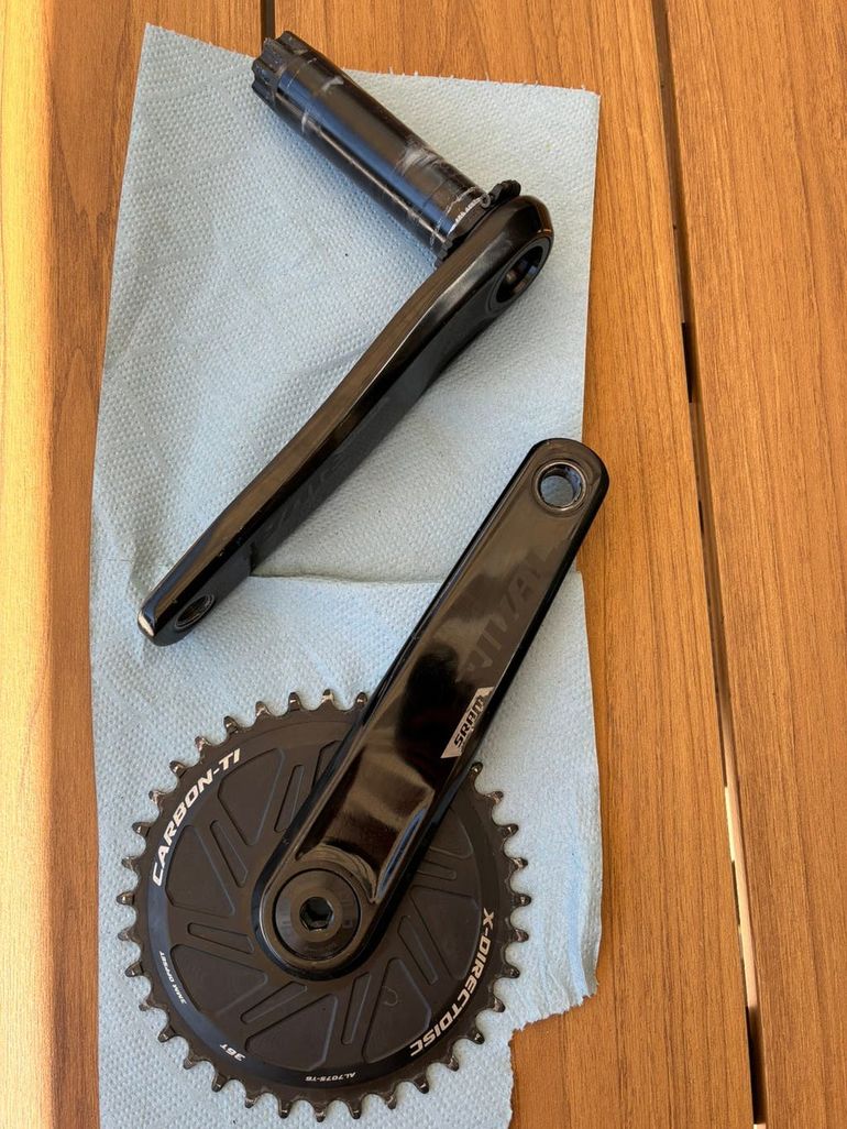 Used Sram Rival AXS 2024 bike — image 2 of 5