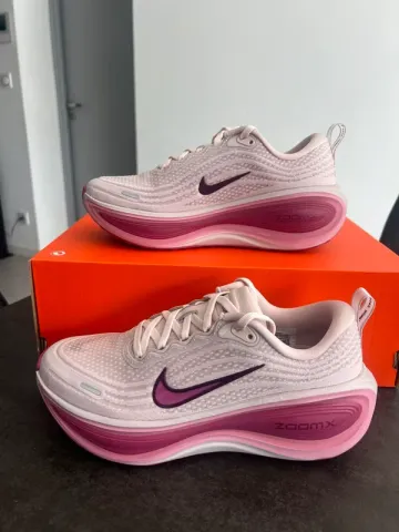 Used Nike Vomero Plus Running Shoes