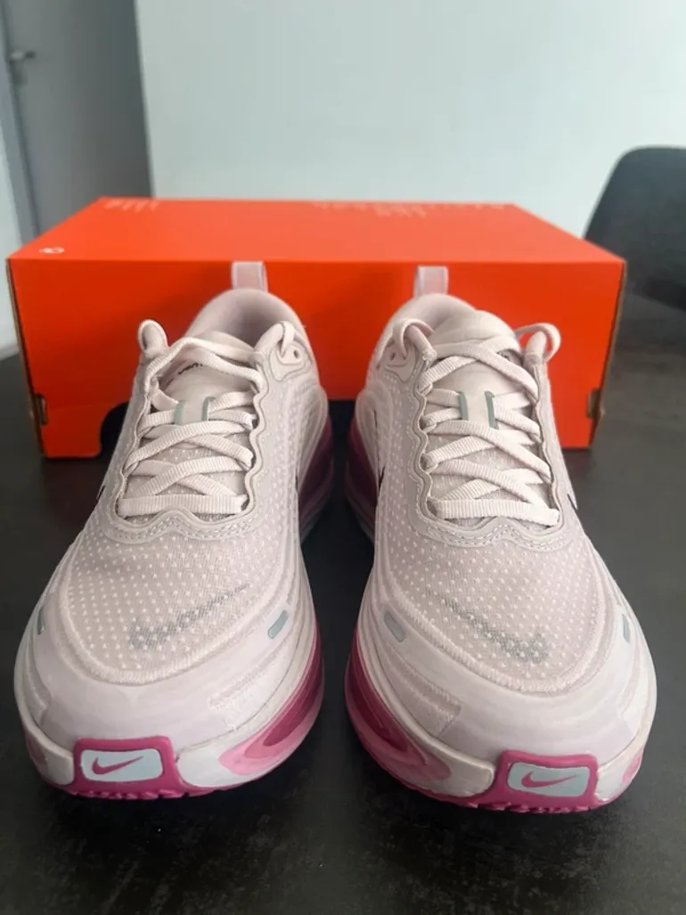 Used Nike Vomero Plus bike — image 3 of 12