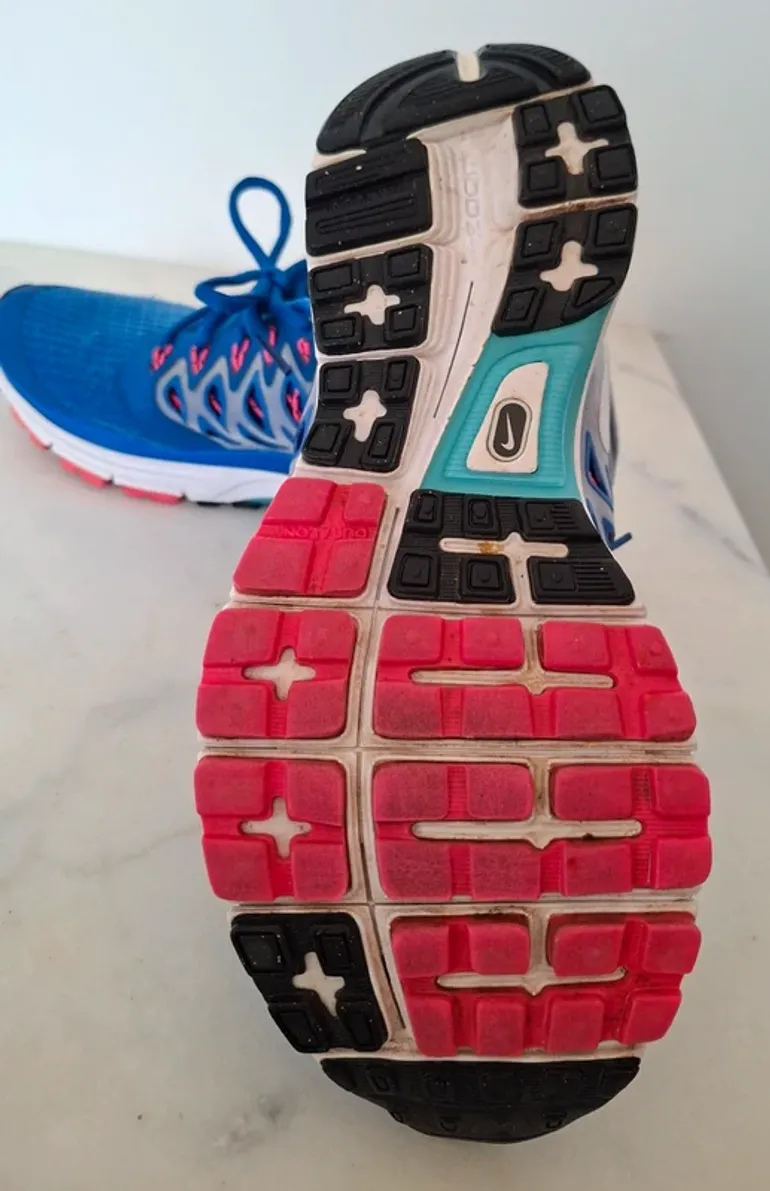 Použité Nike Air Zoom Vomero 9 bike — obrázek 4 z 7