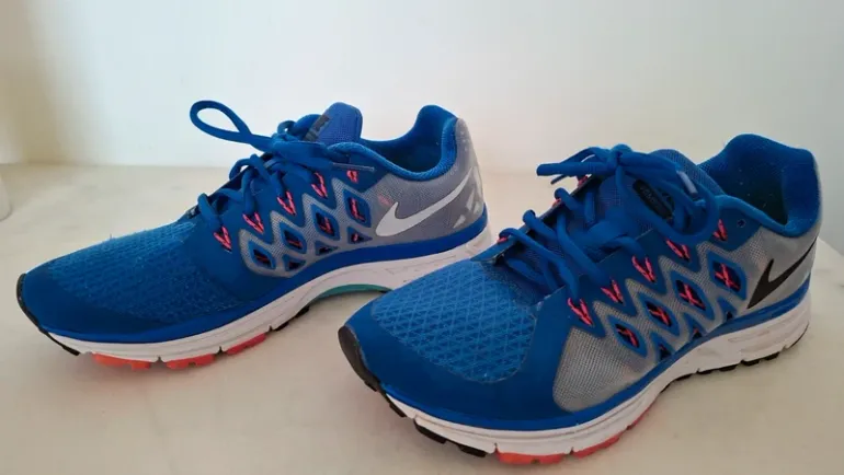 Použité Nike Air Zoom Vomero 9 bike — obrázek 2 z 7