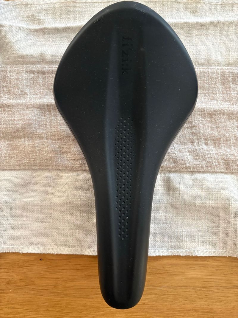 Used Fizik Tempo Saddles & Seatposts