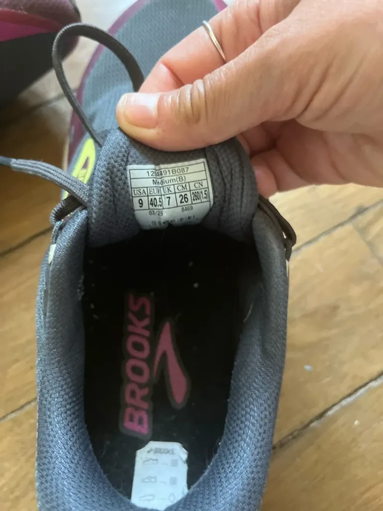 Käytetty Brooks Running Shoes bike — kuva 4 / 4
