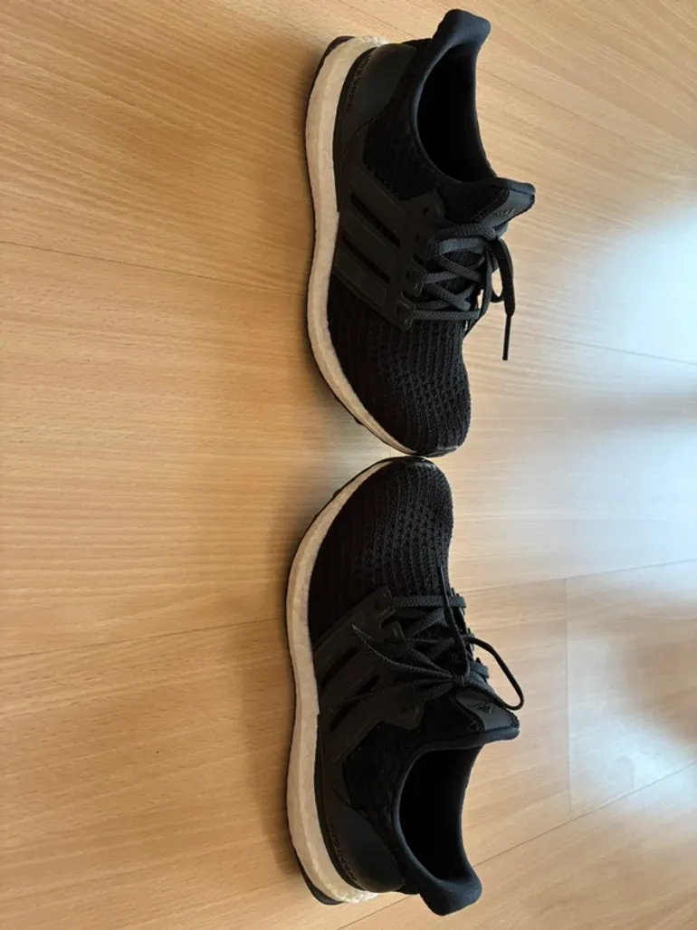 Used Adidas Ultra Boost bike — image 2 of 5