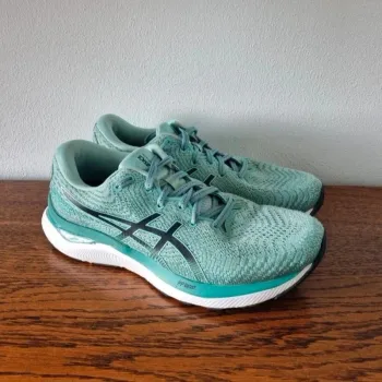 Tweedehands Asics Gel Cumulus 24 bike — afbeelding 1 van 7