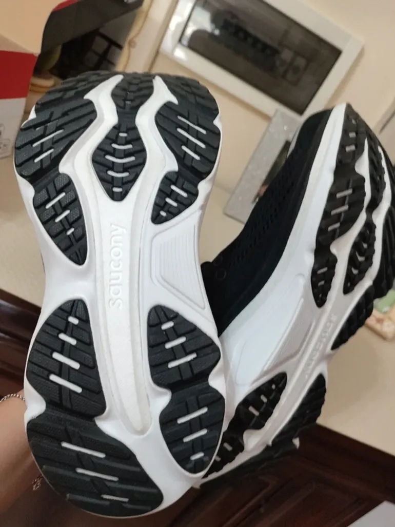 Used Saucony Hurricane 25 bike — image 12 of 12