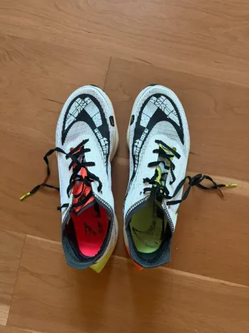Used Ghost ZoomX Vaporfly Next% 2 bike — image 2 of 15