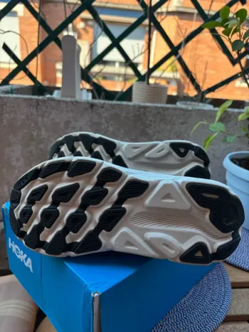 Used Hoka Clifton 9 bike — image 6 of 7