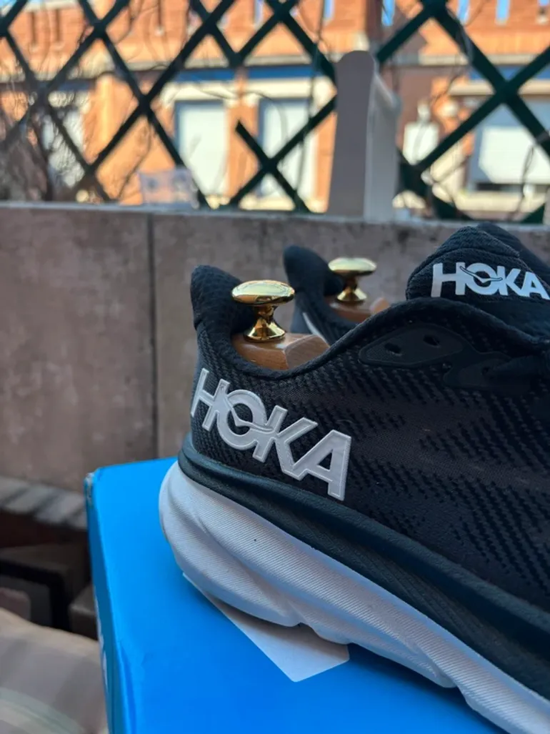 Used Hoka Clifton 9 bike — image 2 of 7