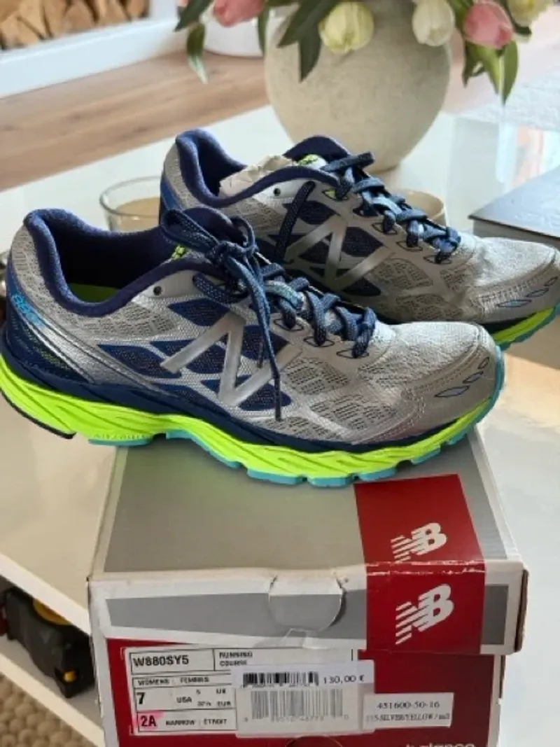 Used New Balance Sneaker Running Shoes