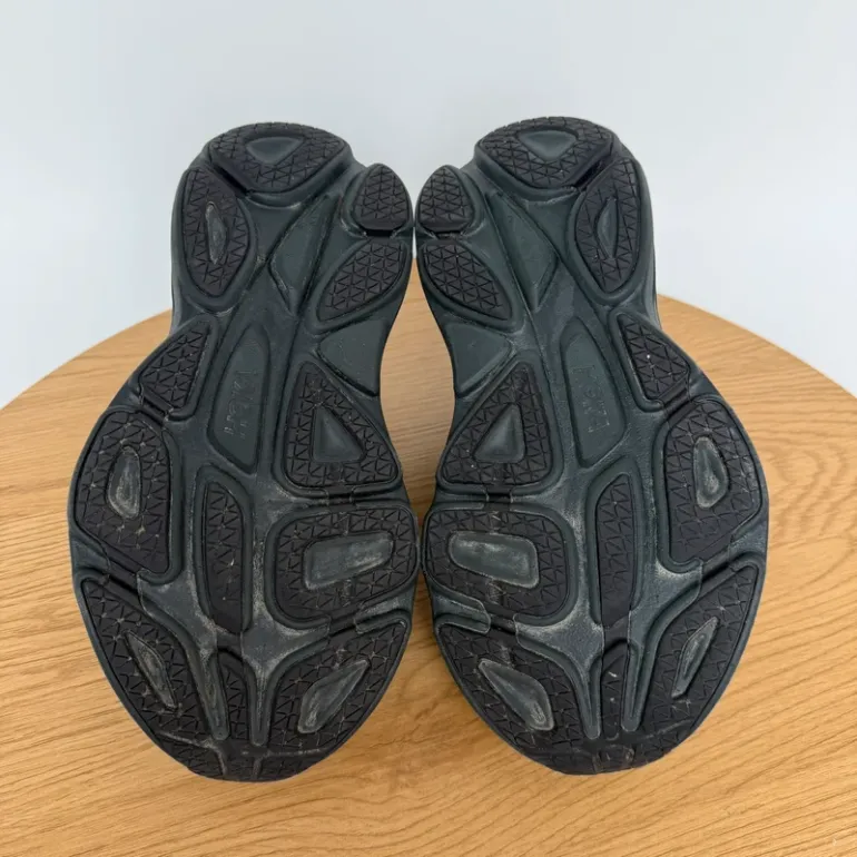 Used Hoka Bondi 8 bike — image 7 of 8