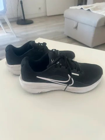Nike Sportschuhe bike d'occasion — image 4 sur 5