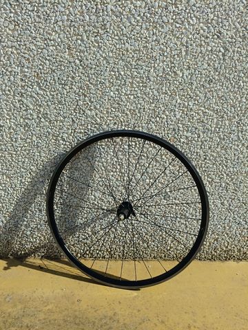 Used Colnago Artemis Wheels 2016 bike — image 3 of 6