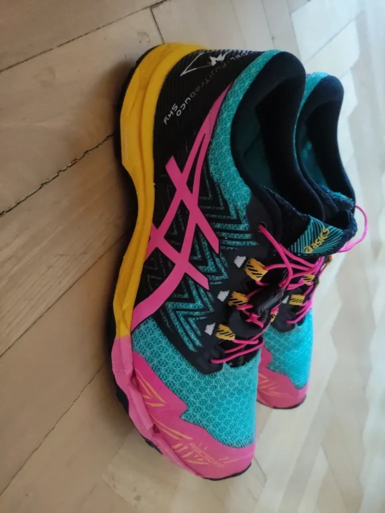 Used Asics Gel Futji Trabuca Sky bike — image 11 of 12