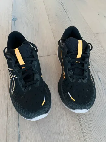 Brugt Asics Gel Cumulus 26 Gore-Tex bike — billede 2 af 6