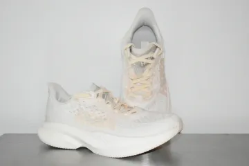 Used Hoka Mach 6 Running Shoes