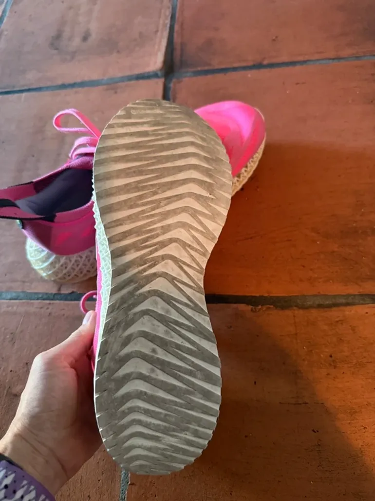 Used Adidas 4dfwd bike — image 2 of 3