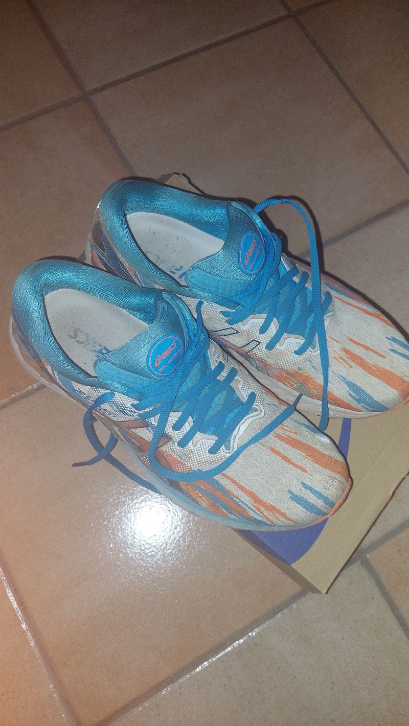 Used Asics Gel-Nimbus 23 2023 Running Shoes