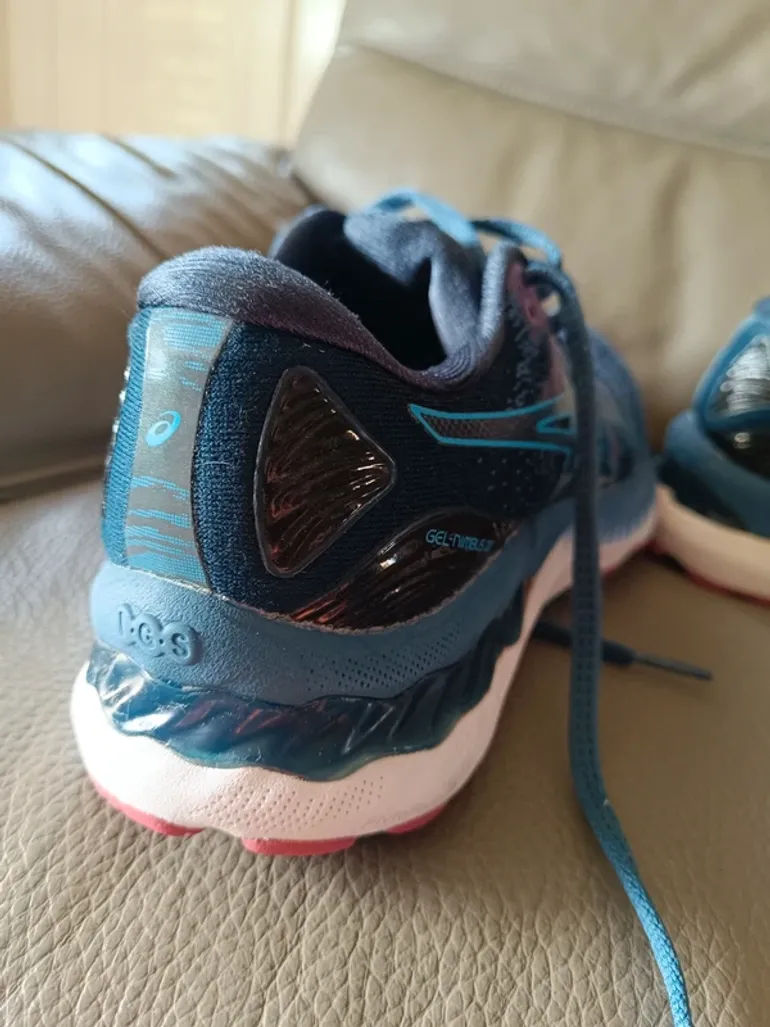 Gebrauchtes Asics Gel Nimbus 23 bike — Bild 4 von 10