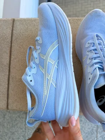 Used Asics Gel-Cumulus 27 bike — image 5 of 10