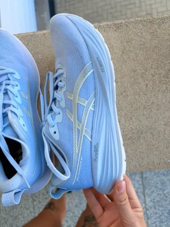 Used Asics Gel-Cumulus 27 bike — image 4 of 10