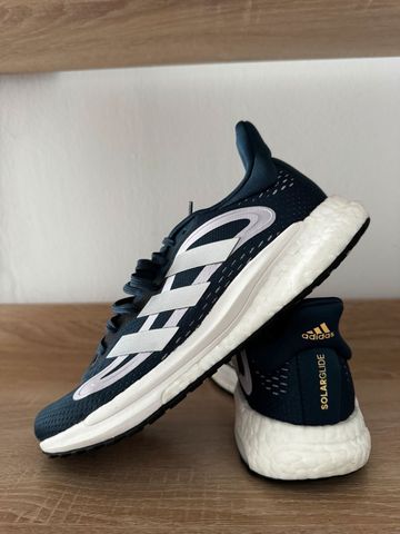 Gebrauchtes Adidas Solar Glide 4 Running Shoes