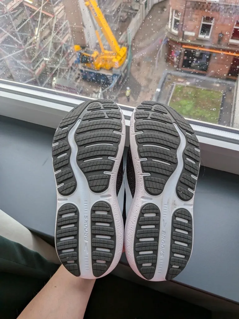 Used Brooks Ghost Max 2 bike — image 2 of 3