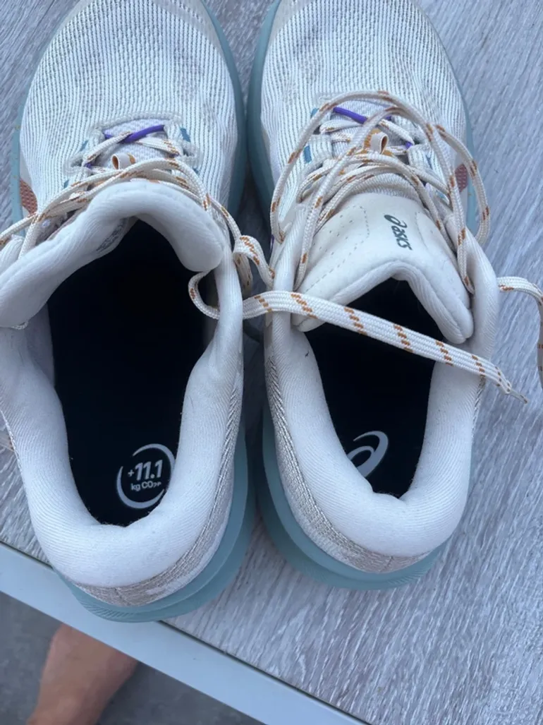 Used Asics Trabuco 14 bike — image 7 of 7