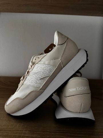 Gebrauchtes New Balance 237 Running Shoes