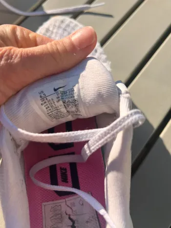 Tweedehands Nike Air Zoom bike — afbeelding 2 van 3