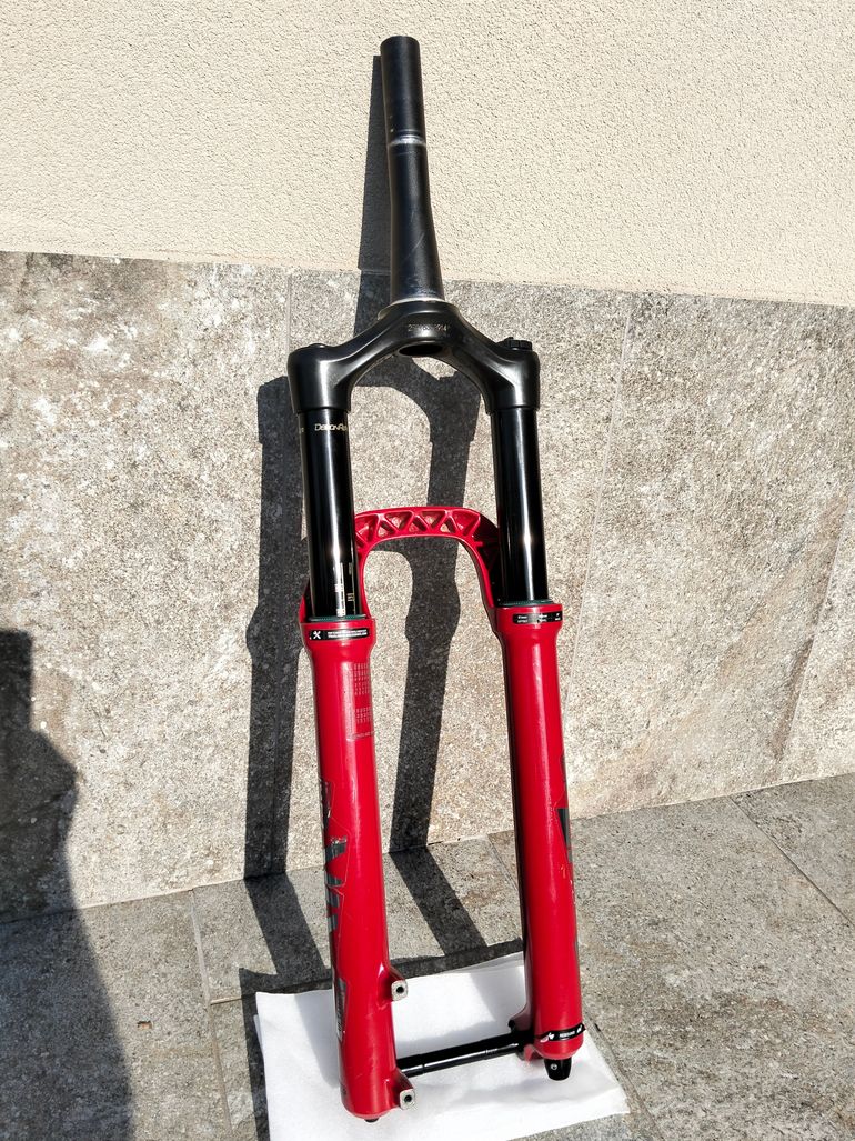 Brugt RockShox Lyrik bike — billede 2 af 8