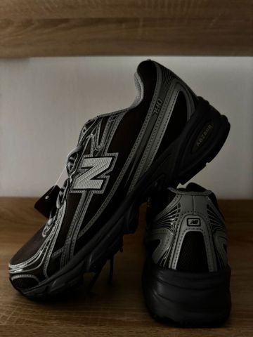 Gebrauchtes New Balance 740 Running Shoes