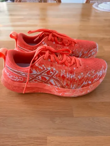 Asics Noosa Tri 16 bike usato — immagine 2 di 5
