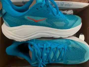 Hoka Running Shoes bike usato — immagine 2 di 8