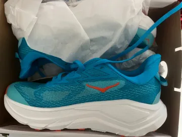 Hoka Running Shoes bike usato — immagine 5 di 8