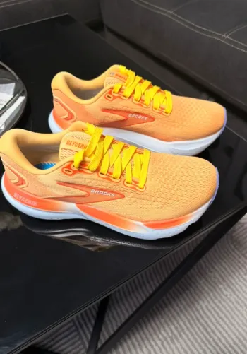 Orange Brooks Glycerin 21 bike d'occasion — image 1 sur 4