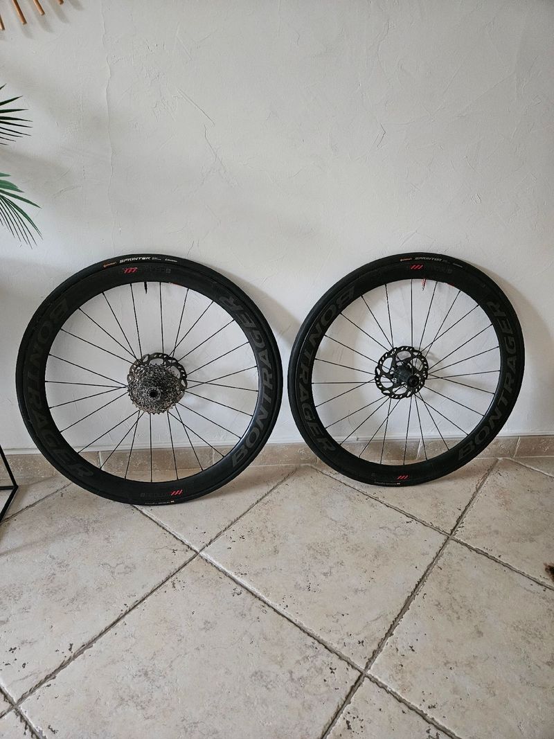 Použité Bontrager Aeolus XXX 4 Wheels Wheels