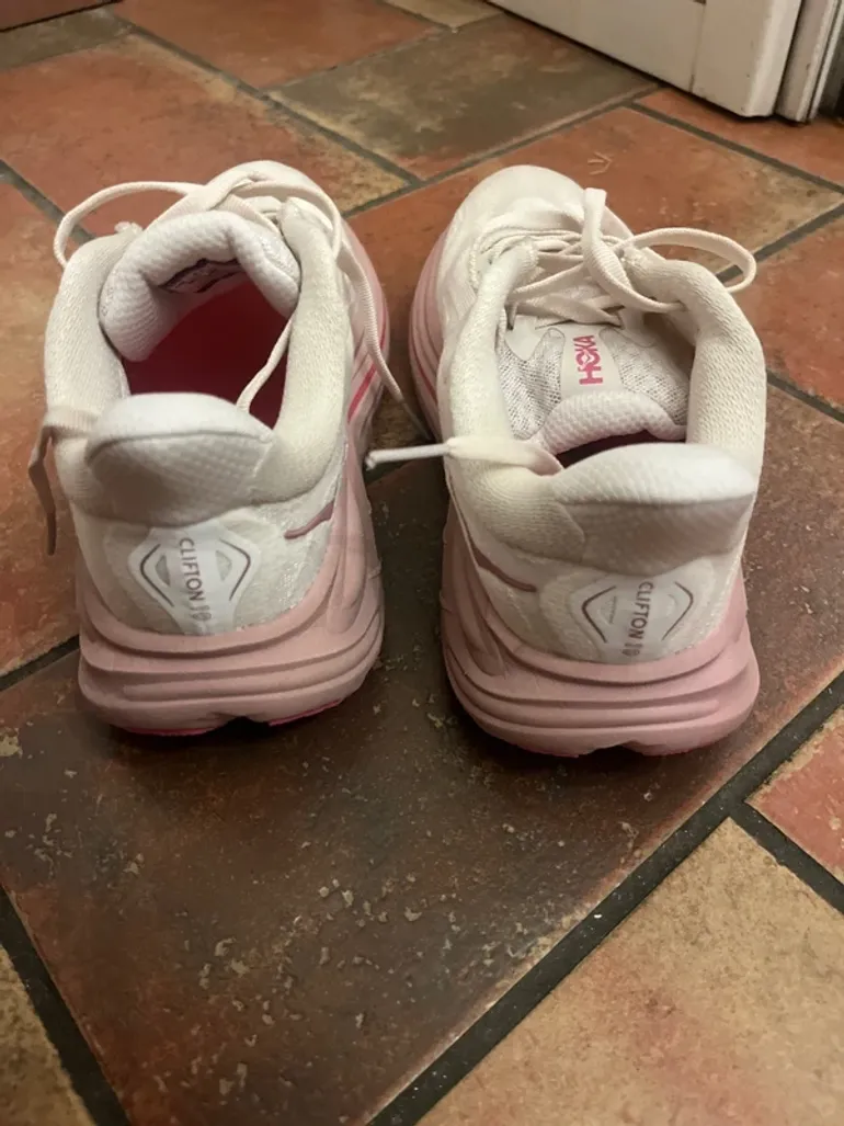 Used Hoka Clifton 10 bike — image 8 of 11