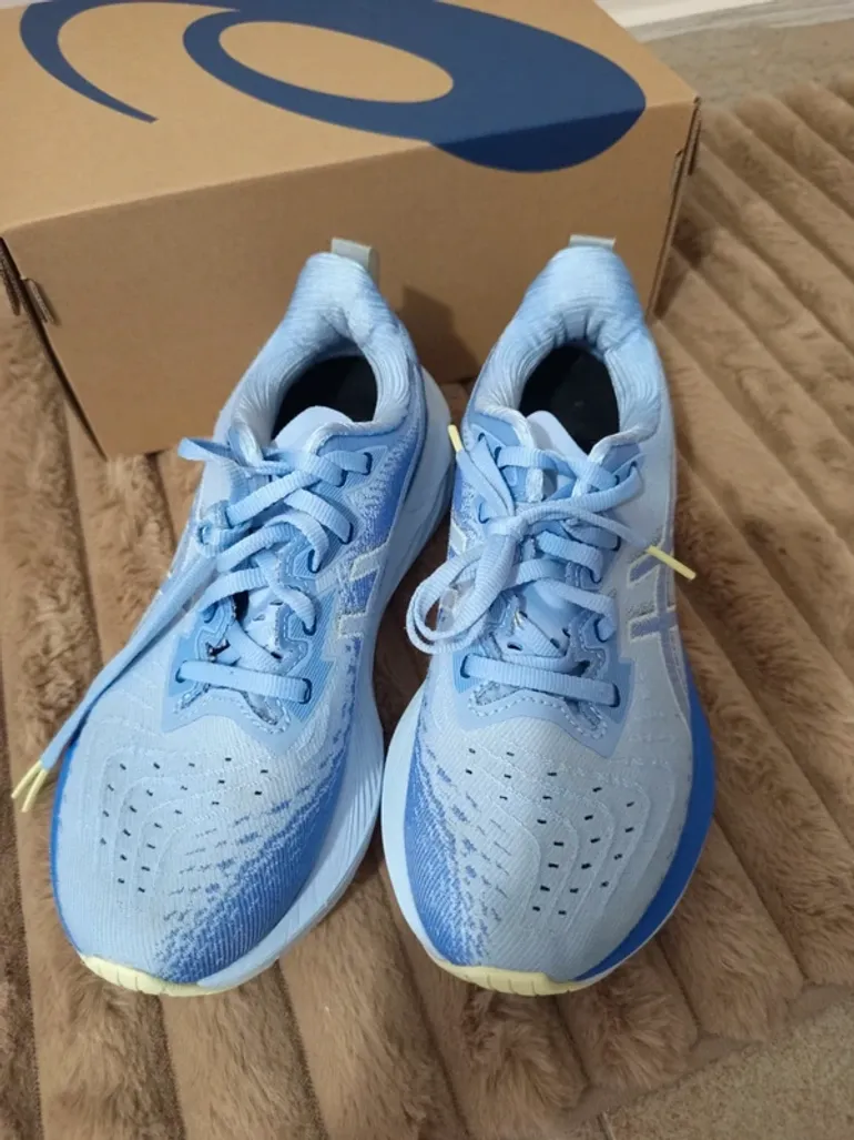 Gebrauchtes Asics Novablast 4 bike — Bild 6 von 13