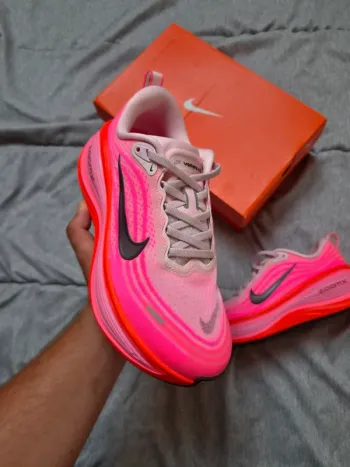 Hyper Nike Zoom Vomero Plus bike d'occasion — image 3 sur 8