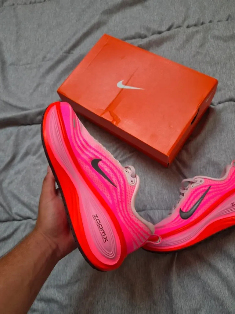 Hyper Nike Zoom Vomero Plus bike d'occasion — image 4 sur 8