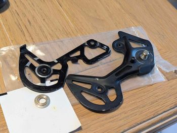 Used Shimano GRX RD-RX822 1x12v Cage Plate bike — image 1 of 3