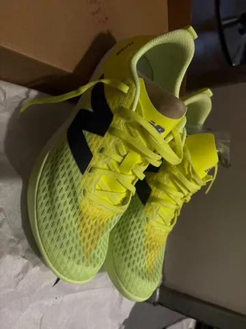 New Balance Fuel Le Flite-D bike usato — immagine 1 di 4